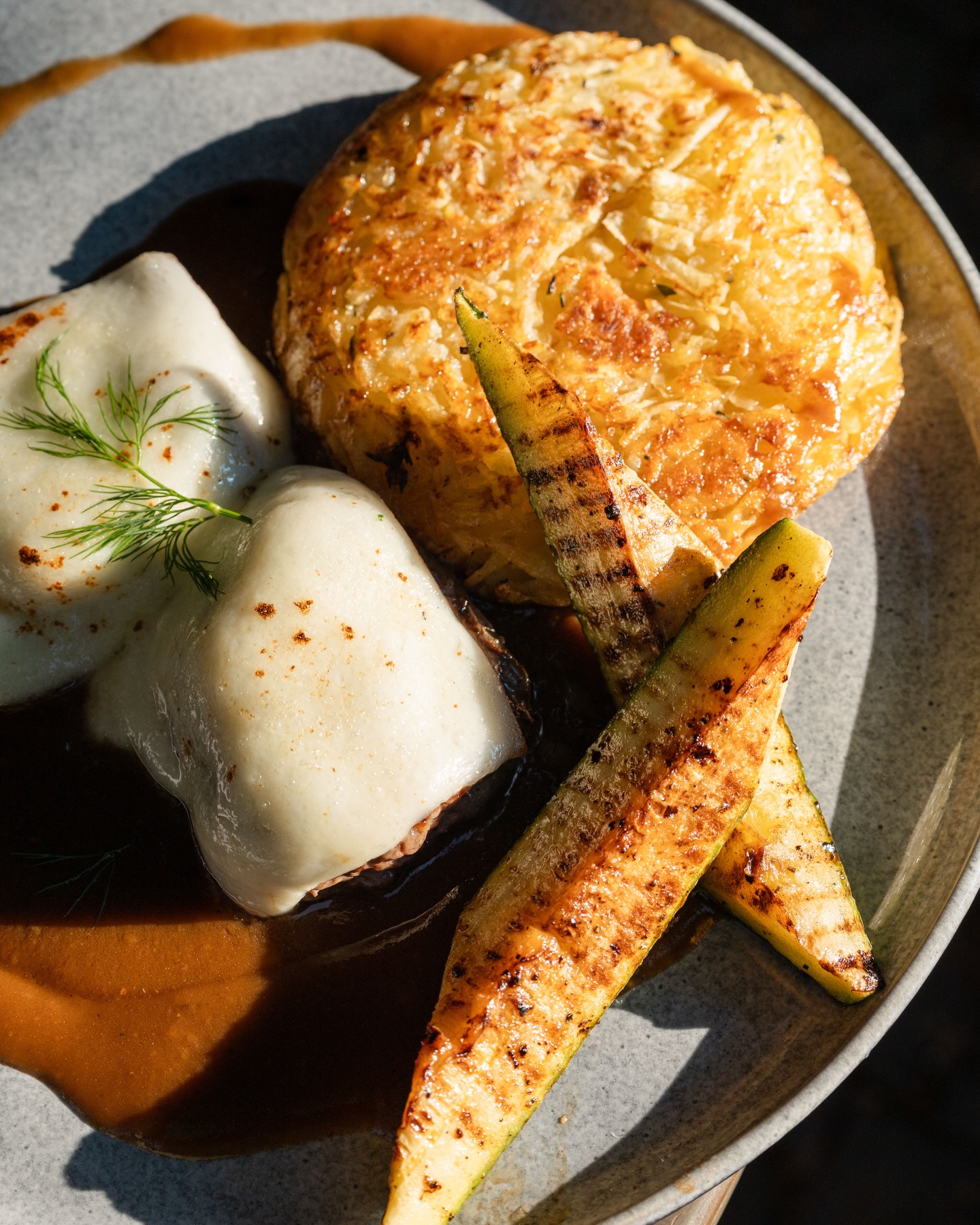 Prato com legumes grelhados e gratinado
